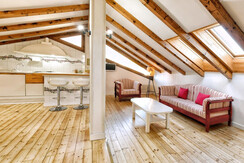 Mansarda_con_vista_mozzafiato_-_sala_e_cucina Mansarda_con_vista_mozzafiato_-_sala_e_cucina