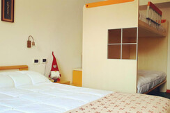 camera quadrupla camera quadrupla