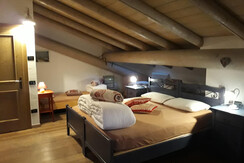 Camera mansardata Camera mansardata