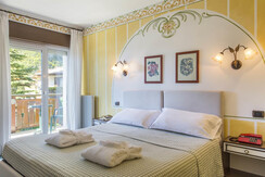 camera doppia balcone vista lago camera doppia balcone vista lago