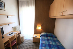 camera singola camera singola