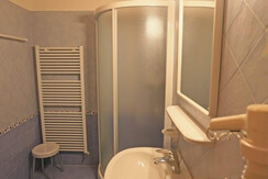 Hotel-Miramonti-Vigo_camera-tripla (1) Hotel-Miramonti-Vigo_camera-tripla (1)