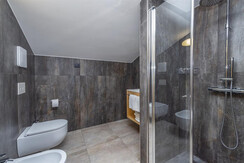 2205201_IMG_ICG 2205201_IMG_ICG