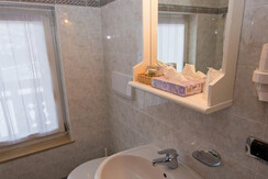 Hotel-Miravalle-Soraga_Camera-singola (4) Hotel-Miravalle-Soraga_Camera-singola (4)