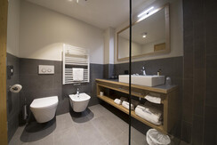 COR JUNIOR SUITE MONROC