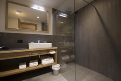 COR JUNIOR SUITE MONROC