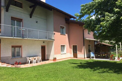 Mora Angela - esterno/2 Mora Angela - esterno/2