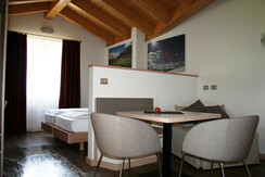 Monolocale 5 Monolocale 5