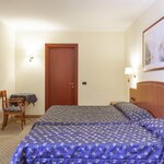  Photo of 4-bed room