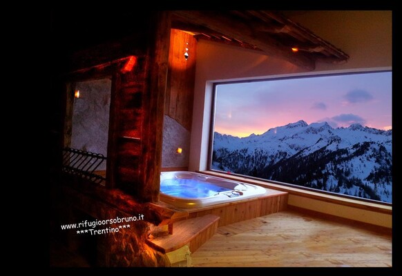Jacuzzi