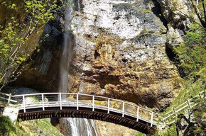 Cascata di Tret