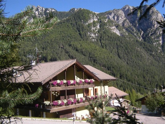 albergo estate