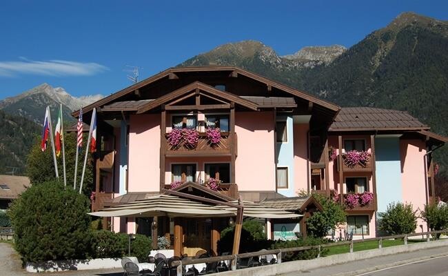 Hotel Quadrifoglio estate