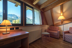 Camera mansardata Camera mansardata