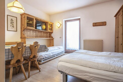 RL mono living (2) RL mono living (2)