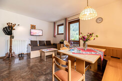 TRILO - angolo pranzo e zona living