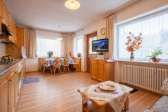 Residence-Cristina-Pozza_Botton-d-Oro (5) Residence-Cristina-Pozza_Botton-d-Oro (5)