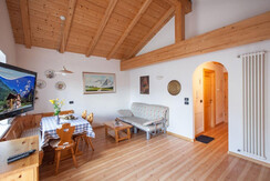 Residence-Cristina-Pozza_Campanula (7) Residence-Cristina-Pozza_Campanula (7)