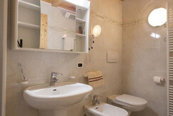 Residence-Cristina-Pozza_Campanula (6) Residence-Cristina-Pozza_Campanula (6)