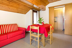 Interni - Frizzera (29) Interni - Frizzera (29)