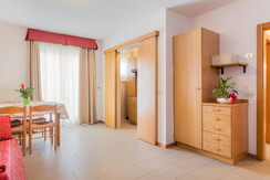 Interni - Frizzera (9) Interni - Frizzera (9)