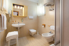 Interni - Frizzera (18) Interni - Frizzera (18)