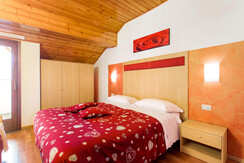 Interni - Frizzera (27) Interni - Frizzera (27)