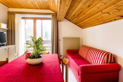 Interni - Frizzera (28) Interni - Frizzera (28)