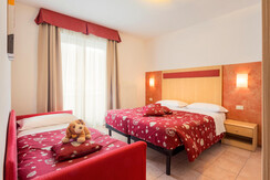 Interni - Frizzera (7) Interni - Frizzera (7)