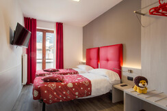 Interni - Frizzera (13) Interni - Frizzera (13)