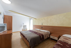 ©ElisaFedrizzi_APP 7 (24) ©ElisaFedrizzi_APP 7 (24)