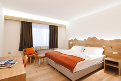 Langes_web (88)-min Langes_web (88)-min