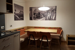 APT 10 (2) APT 10 (2)