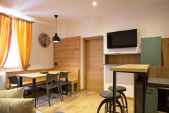 Livingroom in three-room suite/apartment