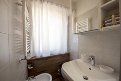 2 Schlafzimmer und 2 Bäder für 5/7 Personen 2 Schlafzimmer und 2 Bäder für 5/7 Personen