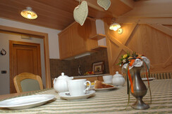 tavolo verso cucina 6