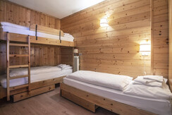 CV Residence app trilocale 4-5 posti (10) o FAMILY CV Residence app trilocale 4-5 posti (10) o FAMILY