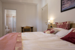 I° STANZA CON BAGNO I° STANZA CON BAGNO