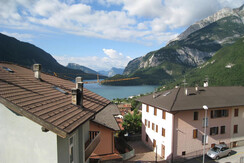 vista da balcone lago vista da balcone lago