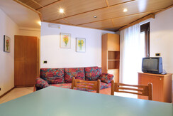 Monolocale Bosco, vacanza a Comano Terme (4) Monolocale Bosco, vacanza a Comano Terme (4)