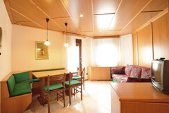 Trilocale Rugiada Comano Terme Appartamento (1) Trilocale Rugiada Comano Terme Appartamento (1)