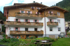 100 mt. von der Seilbahn Belvede- SellaRonda