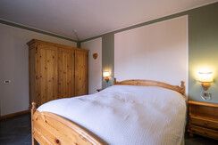 BILO 4 BEDROOM WITH A DOUBLE BED BILO 4 BEDROOM WITH A DOUBLE BED