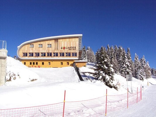 Esterno Inverno - Rifugio Solander - Commezzadura