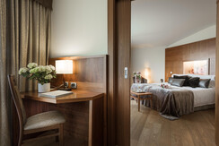 DSC_2507JSSuiteDeluxe