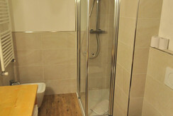 stanza_camera_family_bagno_piccola stanza_camera_family_bagno_piccola