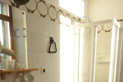 bagno camera matrimoniale 1