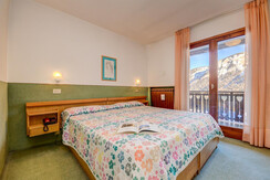 DSC_4248_50_53_55_Fusion-Interior