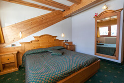 matrimoniale superior 4 matrimoniale superior 4