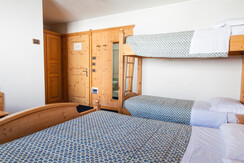 Tripla-Quadrupla superior 2 (2) Tripla-Quadrupla superior 2 (2)